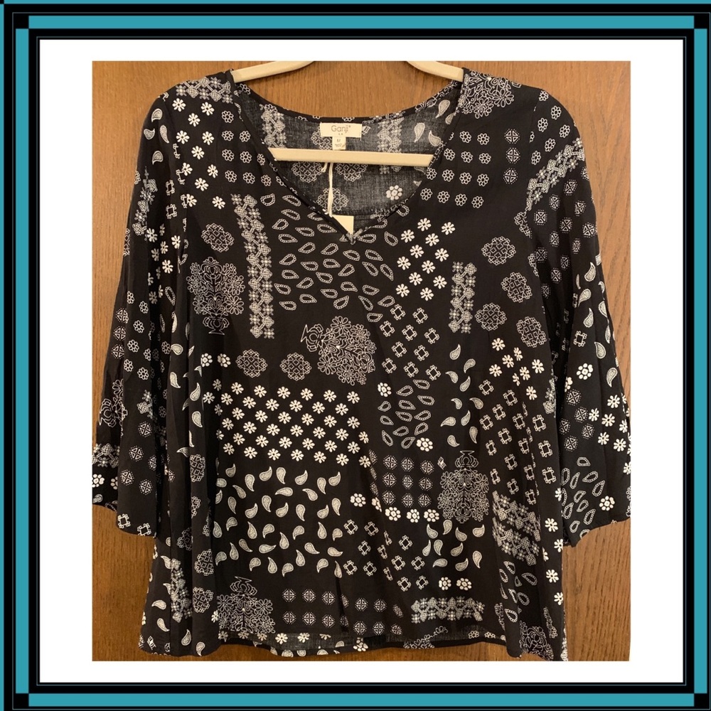 Ganji LA Size:M Really Cute Flowy Top